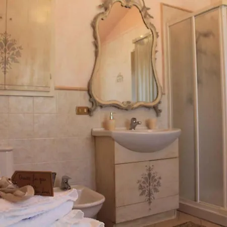 Apartamento In Montecarlo Lucca 23964 San Piero in Campo (Tuscany)